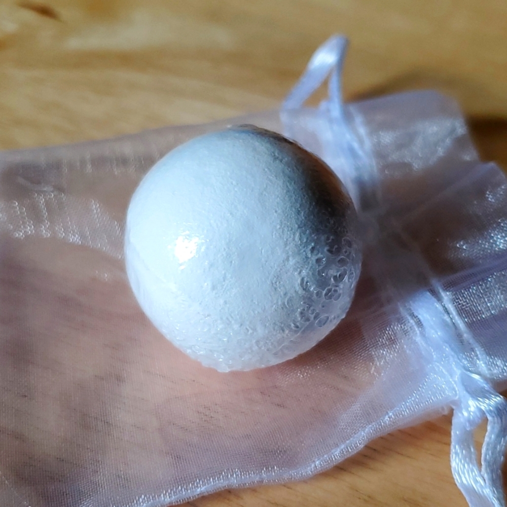 White Bath Bomb